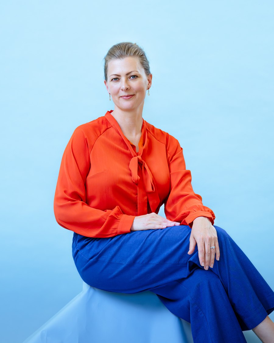 Eva Nahari